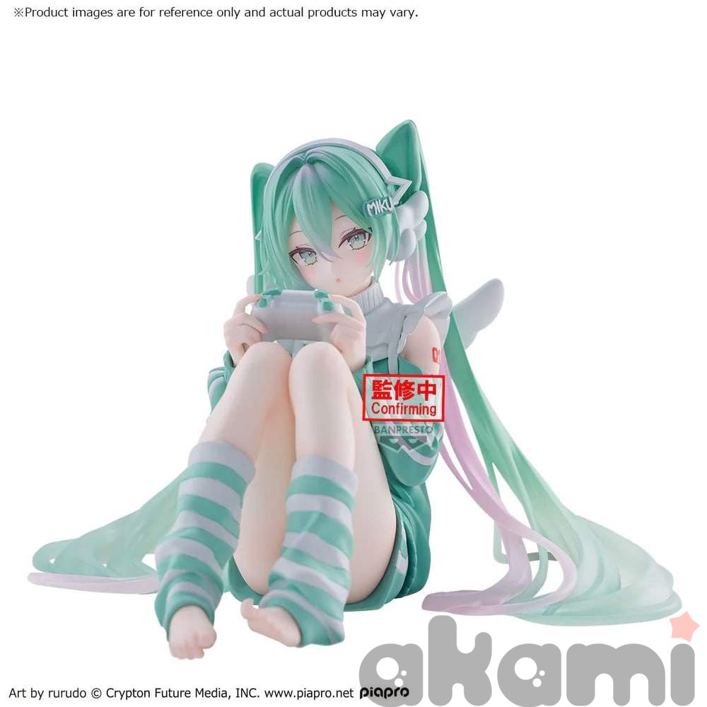 Hatsune Miku Holiday Memories Figure - 3