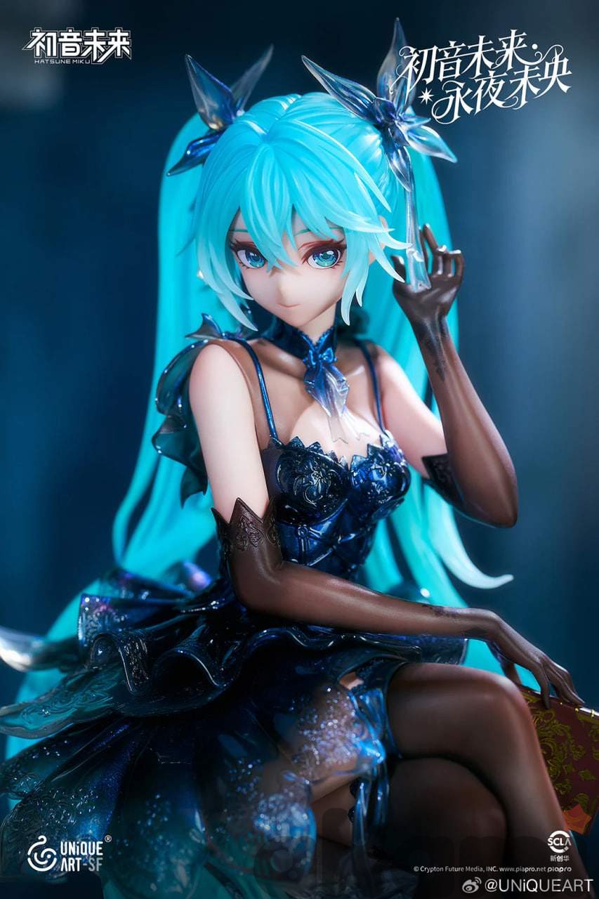 Hatsune Miku Eternal Night 1/6 Scale Figure - 2