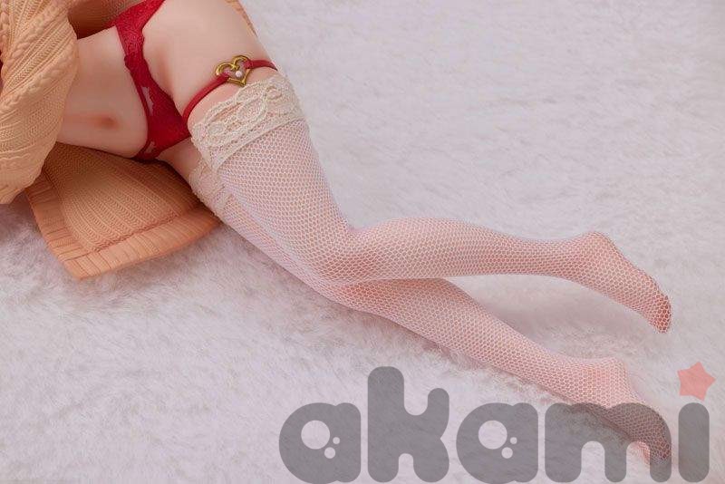 Plum Makia 1/7 Figure - 2