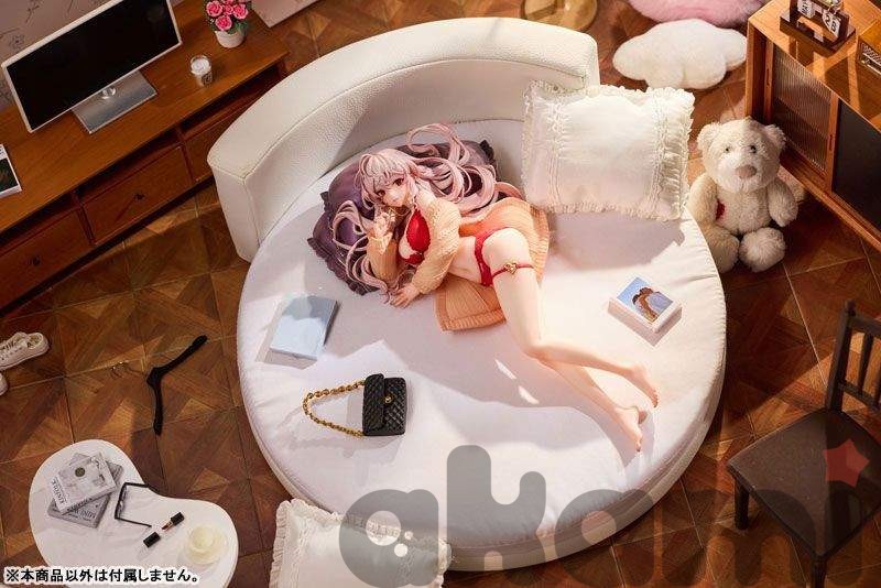 Plum Makia 1/7 Figure - 3