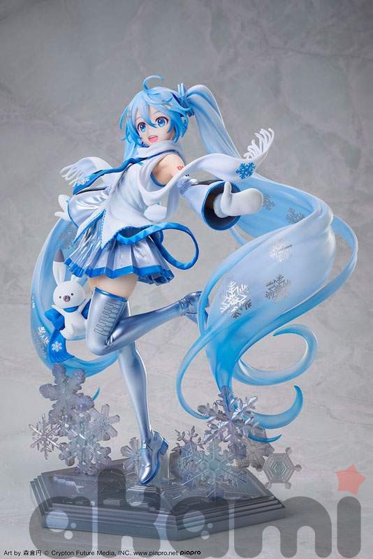 Хатсуне Мику Snow Sky Town 10th Anniversary Ver. 1/7 - 1